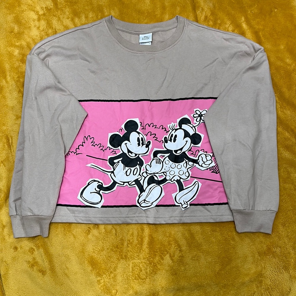 Women’s sweater